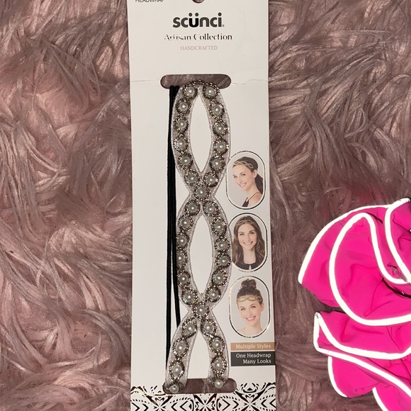 Hair accessories bundle - Picture 2 of 5